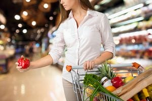 Zdrowy lunch z supermarketu – co kupić?