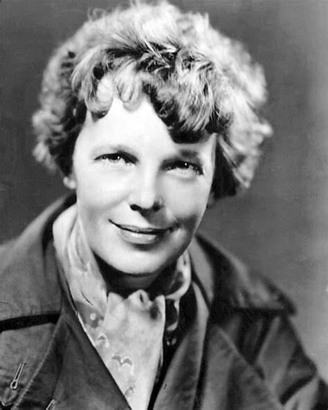 Portret: Amelia Earhart - ikona mody